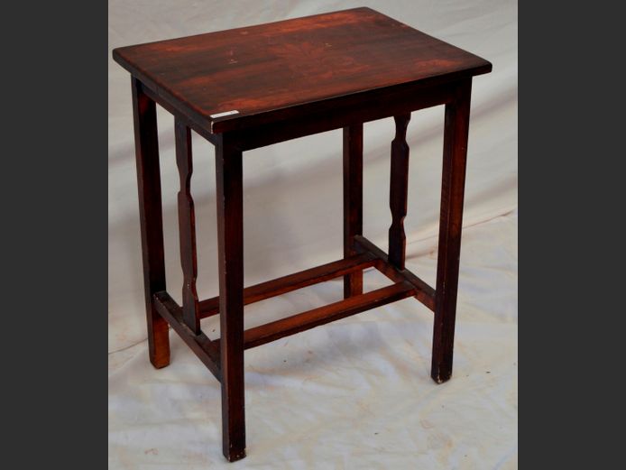 MAHOGANY OCCASIONAL TABLE, 56 x 40 x 69cm