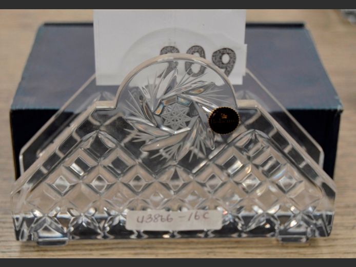 BOHEMIA CRYSTAL NAPKIN HOLDER