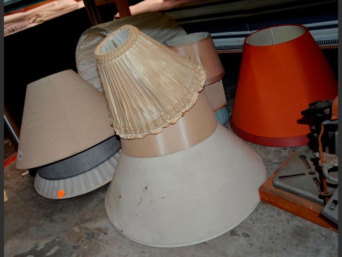 ASSORTED LAMP SHADES