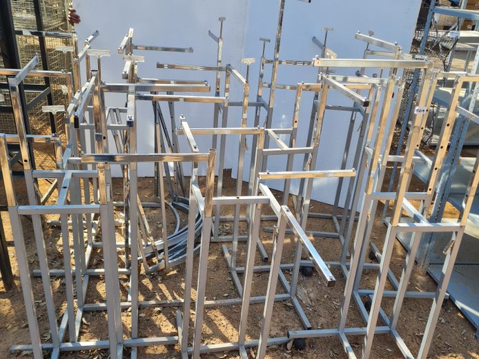 LOT CLOTHING RAIL/TROLLEYS
