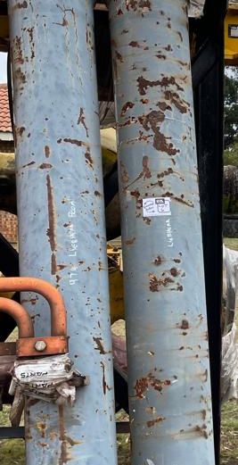 Liebherr 974 hydraulic cylinders