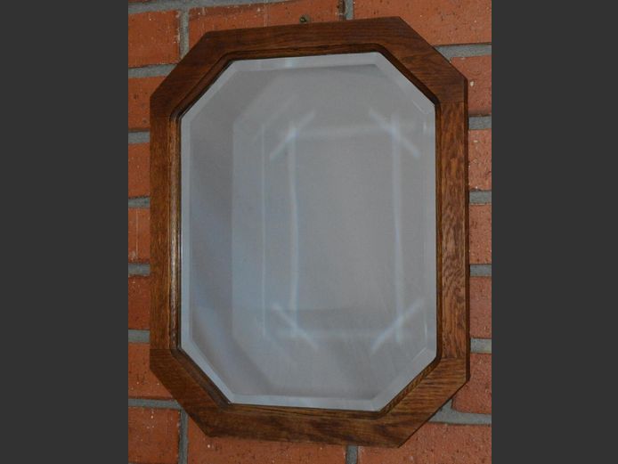OAK FRAMED & BEVELLED MIRROR, 52.5 x 42cm