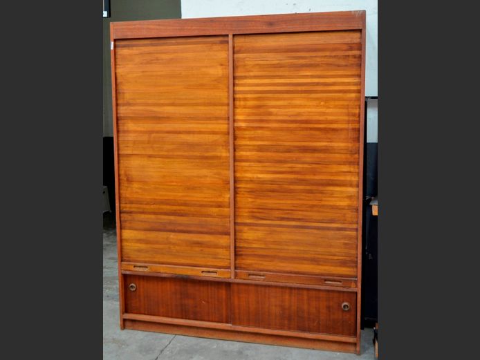 TEAK & SAPELE ROLLER DOOR LP RECORD CABINET, 152 x 35 x 198cm