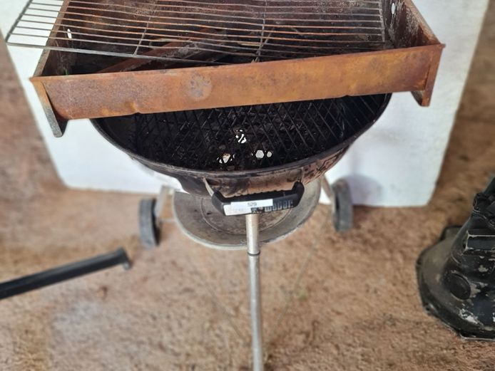 2 X BRAAIS
