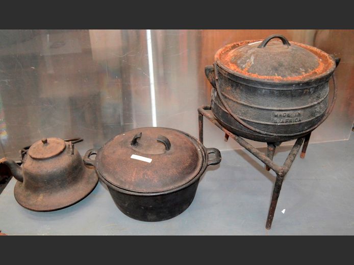 FALKIRK POTJIE POT, CAST IRON POT, CAST IRON KETTLE, etc