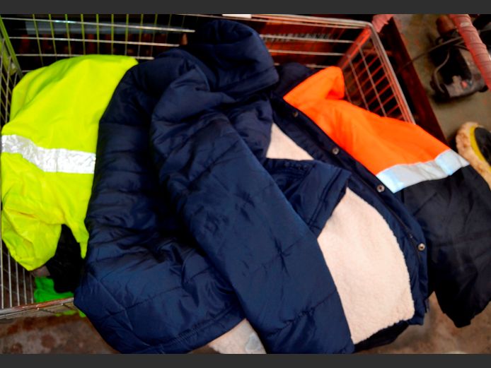 MEN'S JACKETS, T-SHIRTS, SHORTS, etc [Excl. Bin]