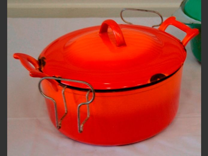 BELGIAN COATED CAST IRON POT WITH LID, 27cm Diameter x 12cm High [Enamel chipped in places]