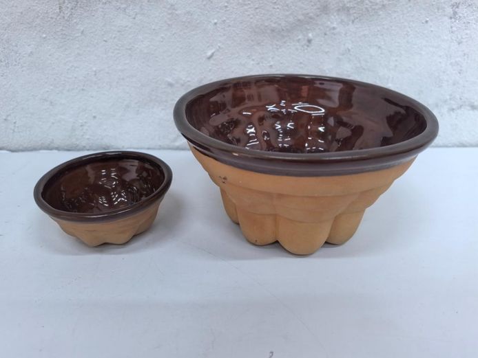 Vintage Alsatian-Style Terracotta Kougelhopf Cake Molds – Set of 2