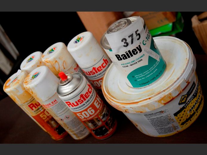 ANTI-CORROSION SPRAY CANS, HAND CLEANER & PVC CLEANER