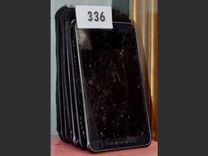LOT OF 5: SAMSUNG 7" TABLETS [Damaged, untested, no chargers]