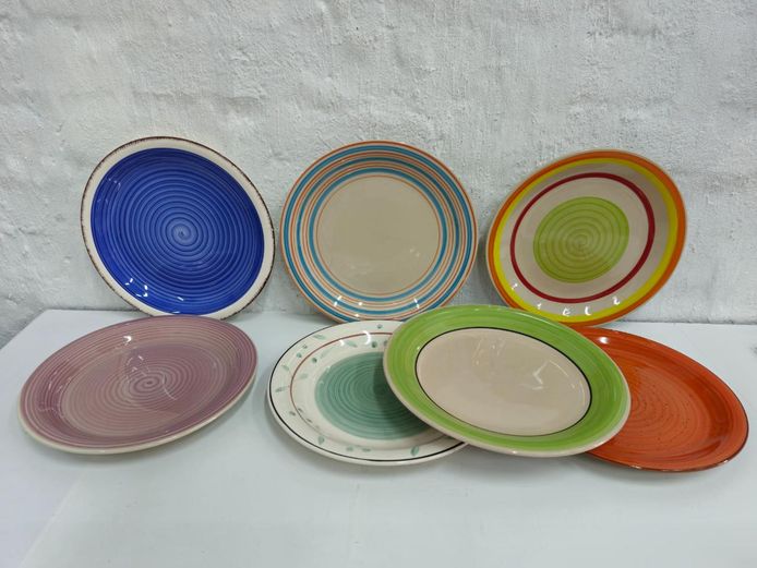 ]Assorted Colorful Ceramic Dinner Plates 7-Pieces