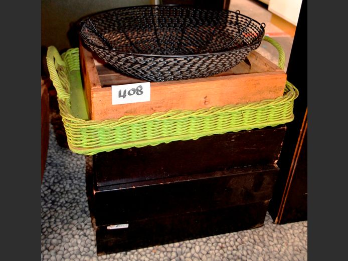LOT: 2 x WOODEN TRAYS, METAL FRUIT BASKET, etc