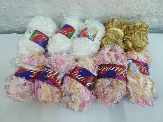 Lot of 10+ Elle Plume & Fleur Textured Eyelash Yarn Balls