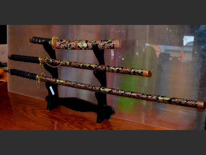 SET OF 3 SAMURAI SWORDS ON STAND, 92cm, 72cm & 46cm Long
