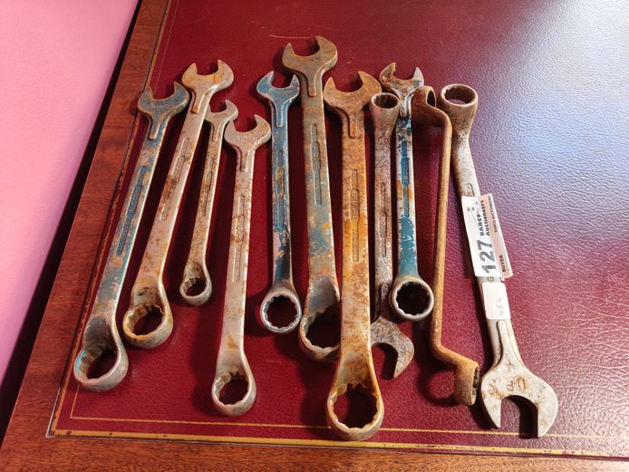 11 X VARIOUS SPANNERS