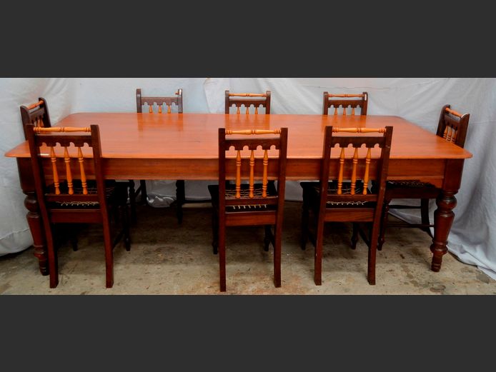 YELLOWWOOD & IMBUIA DINING TABLE WITH 8 MATCHING CHAIRS, 253 x 116 x 76cm [2 Chairs in need of repairs]