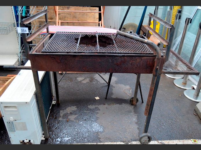 METAL BRAAI ON WHEELS, 155 x 61 x 113cm [Rusted]