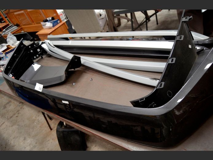 FORD WILDTRACK SPOILER & ROOF RAILS ### PLUS VAT ###