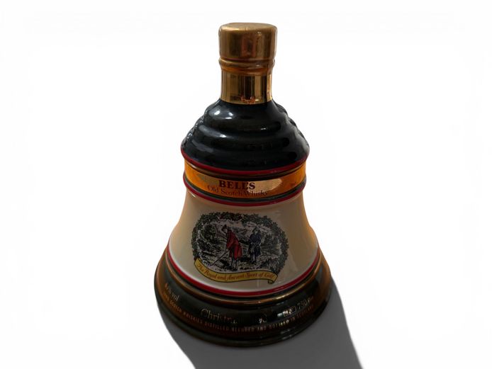 Bell’s Christmas 1993 Wade Decanter “The Royal & Ancient Sport of Golf” (Sealed)