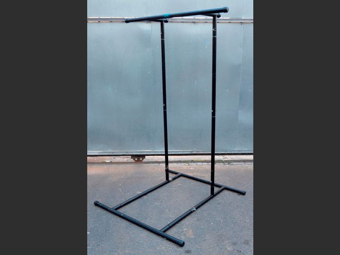 GET UP PULL UP BAR, 120 x 117 x 189cm