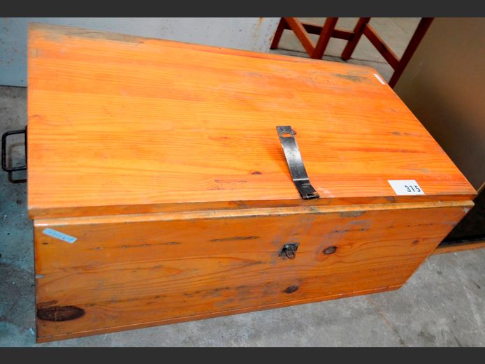 PINE TOY CHEST, 83 x 48 x 34cm