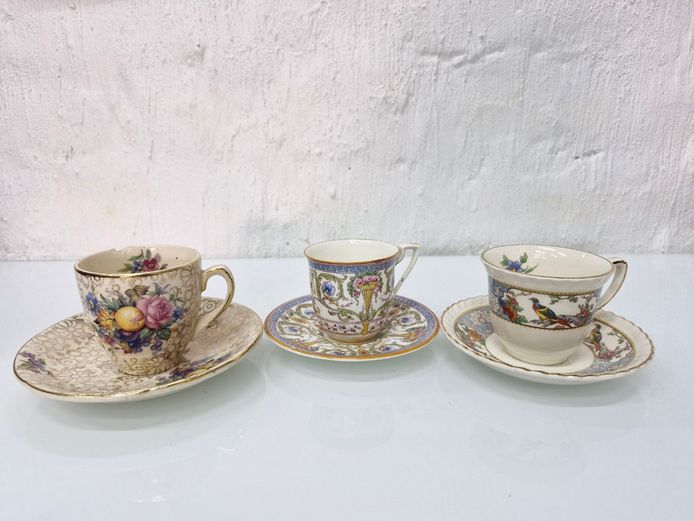 Vintage Mixed Lot of Ornate English Teacups including Royal Worcester, Johnson Bros & H&K Tunstall