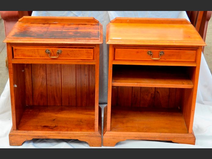 PAIR YELLOWWOOD SINGLE DRAWER BEDSIDE PEDESTALS, 53 x 37 x 67cm [In need of restoration]