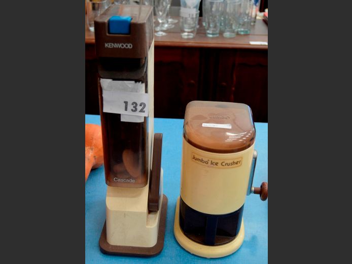 KENWOOD SODA STREAM & JUMBO ICE CRUSHER