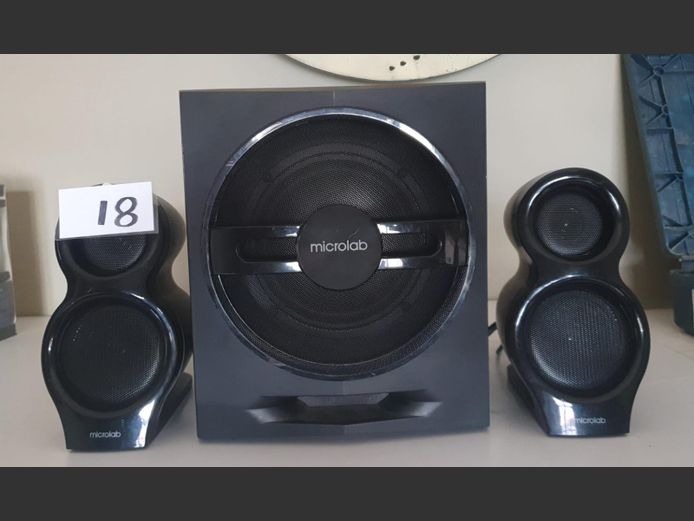 MICROLAB MULTIMEDIA BLUETOOTH SPEAKER SET [Untested]