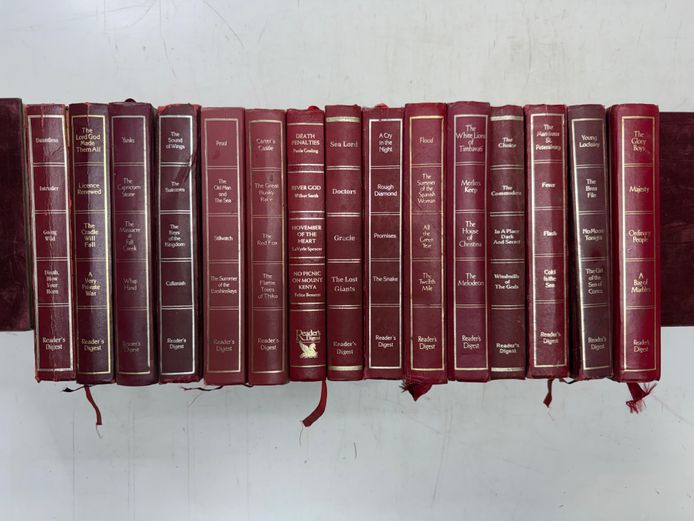 Readers Digest Red Set 2