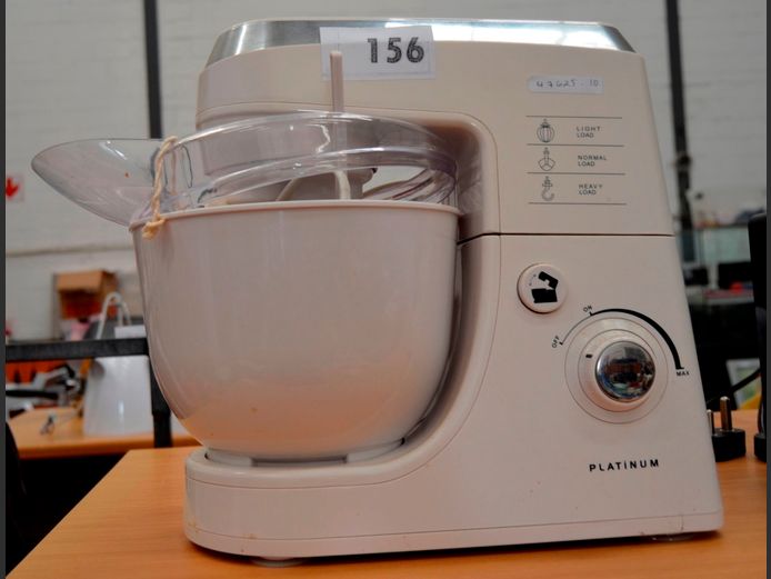 PLATINUM HEAVY DUTY MIXER [Switches on, untested further]