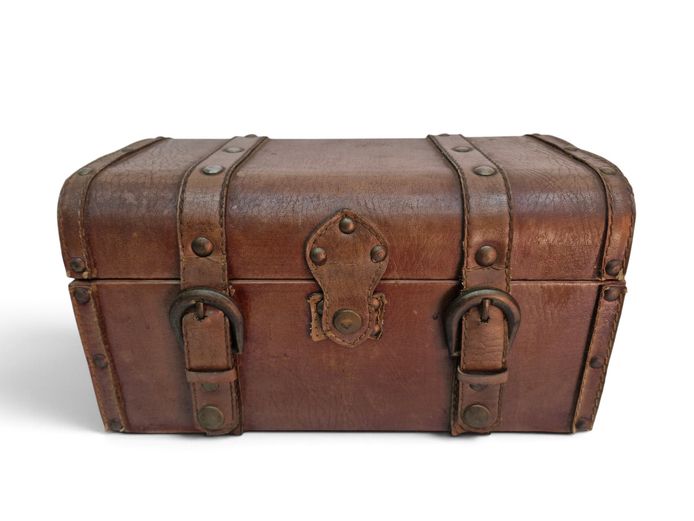 Vintage Domed Leatherette Treasure Chest Keepsake Box