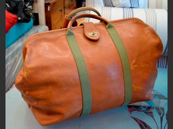 BROWN ITALIAN LEATHER TRAVEL BAG
