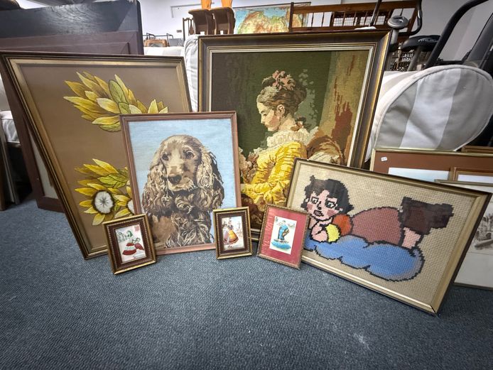 7 x Tapestries & Needle Work Art