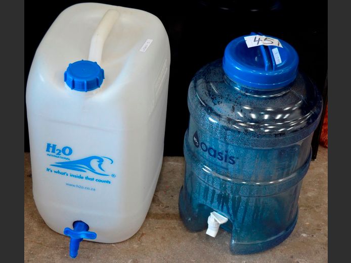 PAIR 20 LITRE WATER DISPENSERS