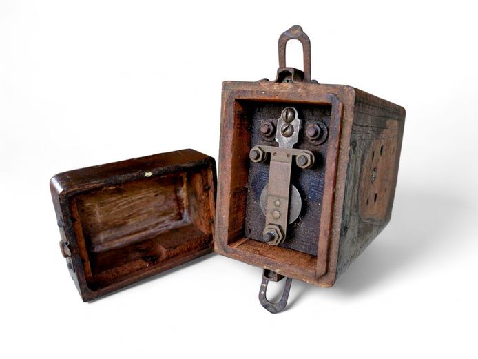 Vintage Trembler Coil "Buzz Box"