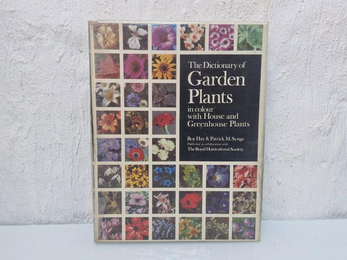 The Dictionary of Garden Plants in Colour