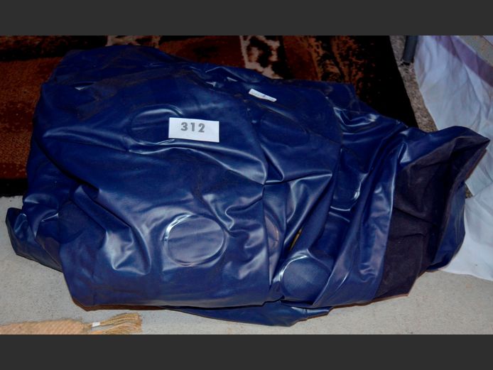 ASSORTED INFLATABLE CAMPING MATTRESSES [Condition unknown]