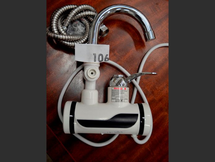 3.5KW INSTANT SHOWER HEATER [Untested]