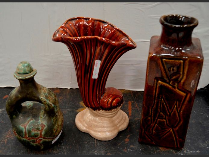 LOT OF 3 CERAMIC VASES