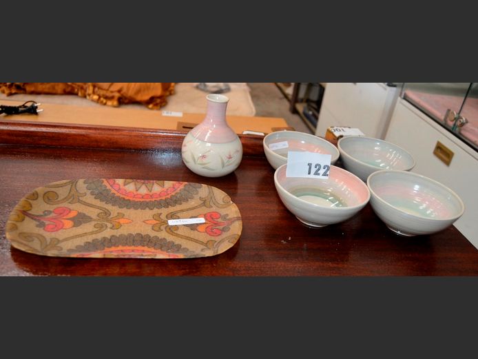 GLADIOLUS POTTERY BOWLS, VASE, etc