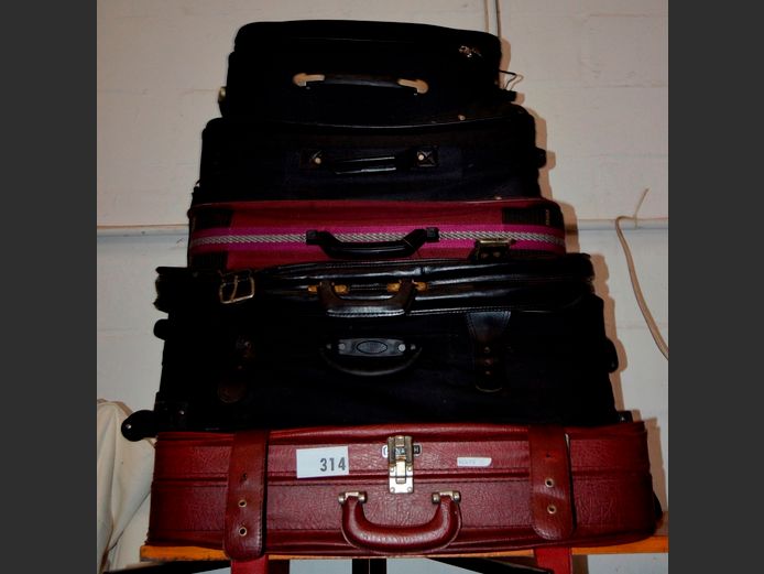 LOT OF 6: SUITCASES