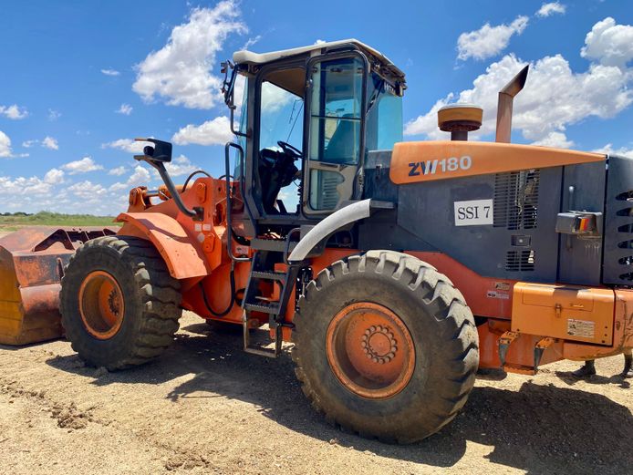 HITACHI ZW 180 FRONT END LOADER