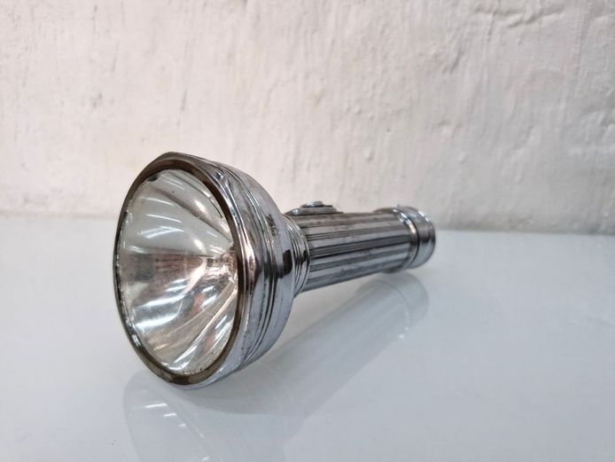 Vintage Eveready Chrome Flashlight