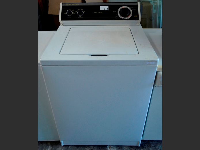 WHIRLPOOL HEAVY DUTY TOP LOADING WASHING MACHINE [Switches on, untested further]