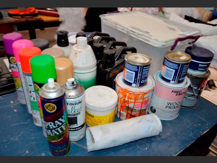 WOOD PRIMER, TFC GROUT, VARNISH, SPRAYPAINT, etc [Condition unknown]