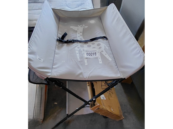 BABY CHANGING MAT ON STAND 