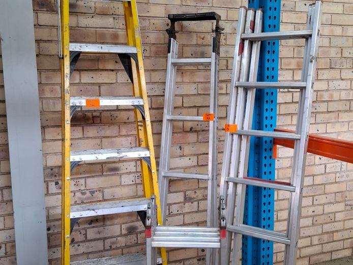Lot ladders - various