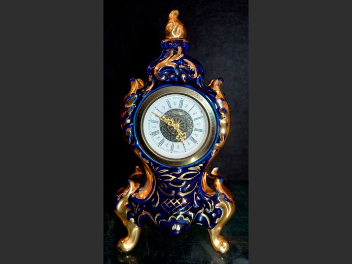 VINTAGE CZECHOSLOVAKIAN ART NOUVEAU BLUE & GILT CLOCK, 20cm High