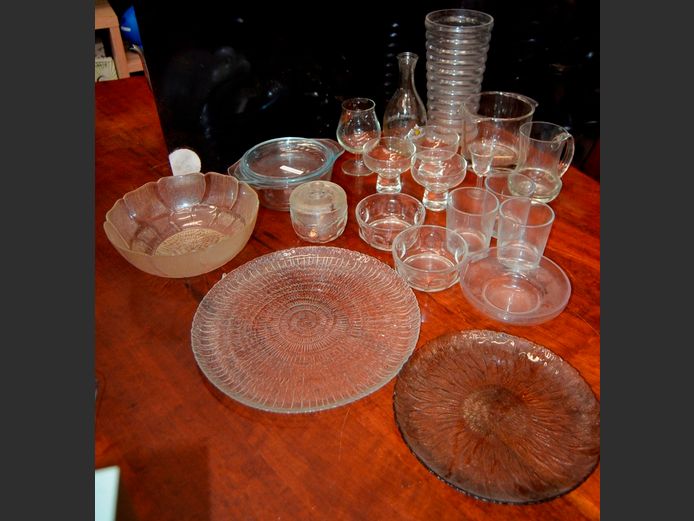 GLASS DESSERT BOWLS, SALAD BOWL, GLASS VASES, etc